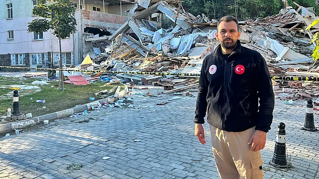 Afyon Depremi 3 Büyüklüğünde Hissetti. Dün Sındırgı, bugün Simav. Yarın..?
