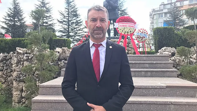 Afyon Eczacı Odası'ndan Vatandaşlara Hayati Uyarı: Etkin Madde, Doz ve Denetim Yok!