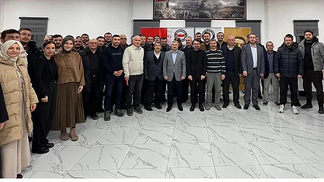 Afyon Eğitim Bir Sen Vefa Plaketleri Dağıttı