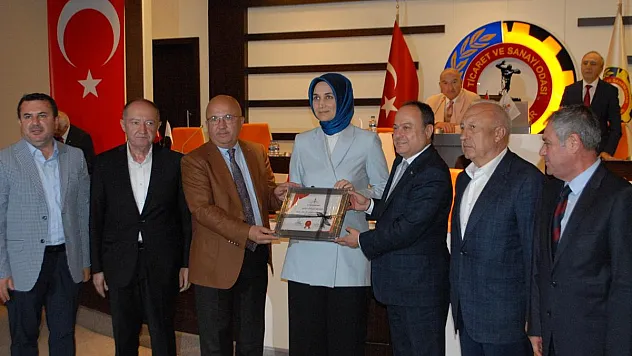 Afyon Eğitim Vakfı'nda Başkan Serteser ve yönetim güven tazeledi