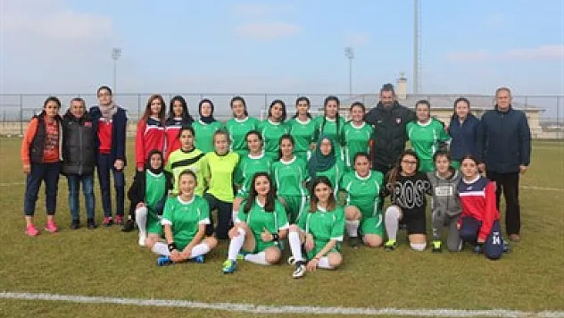 Afyon İdman Yurdu Yıldız Kızlar'da mücadele edecek