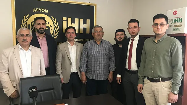 Afyon İHH'nin Yeni Yönetimi Gençlerden Oluştu