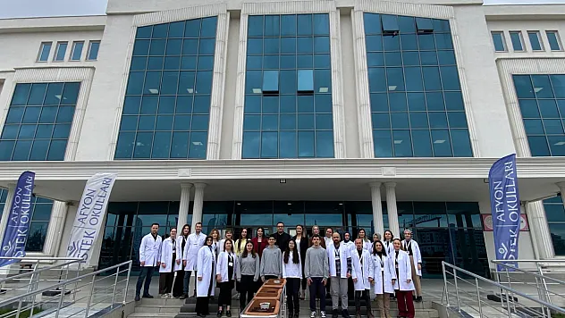 Afyon İstek Koleji Öğrencilerinin MSÜ Başarısı Gururlandırdı