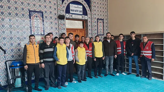 Afyon Önder İmam Hatip Derneği Ramazan Öncesi Örnek Oldu