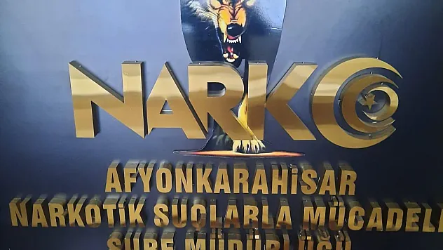 Afyon Polisi torbacıları evinde bastı