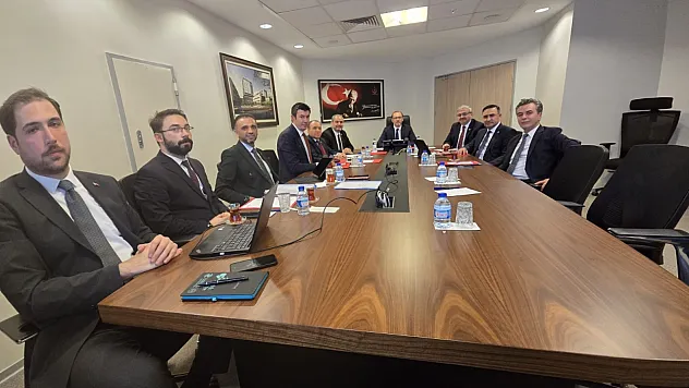 Afyon Sağlık Ve Savunma Üssü Olacak