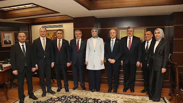 Afyon'un 2 Eski Valisine AK Parti Heyetinden Ziyaret