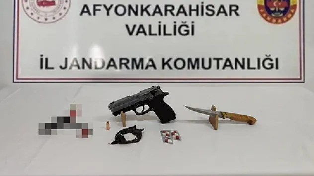 Afyon'a Denizli'den Gelen Uyuşturucu Tacircisi Satamadan Yakalandı