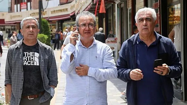 Afyon'a Geldiler, Fotoğraf Çektiler, Paylaştılar…