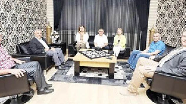 “Afyon’a hizmet için el birliği ile çalışacağız”