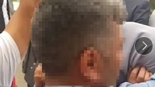 Afyon'da Köy Muhtarının Ve Oğlunun Videosu Ortalığı Karıştırdı