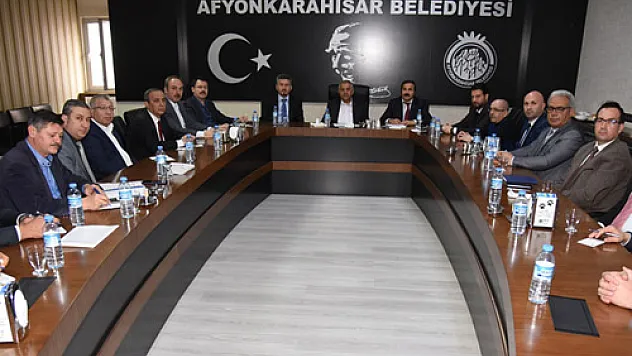Afyon’da umreden dönen 67 vatandaş,  gözlem sürecini evinde geçirecek