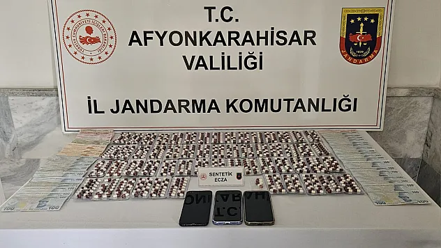 Afyon'da Uyuşturucu Tacirleri Yakayı Ele Verdi