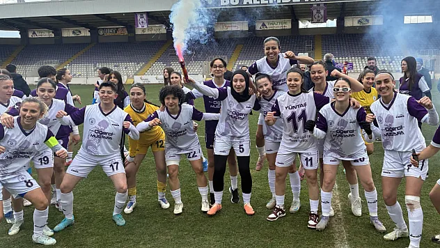 Afyonkarahisar Anadolugücü Kadınlar 1. Ligi'ne Yükseldi