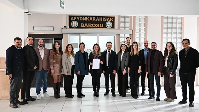 Afyonkarahisar Baro Başkanı Göktürk Mazbatasını Aldı