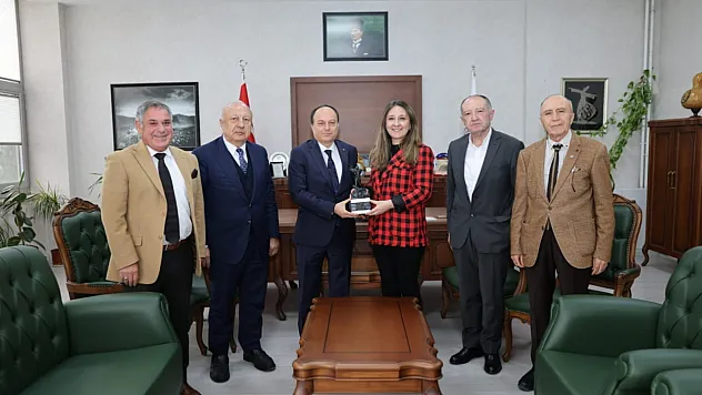 Afyonkarahisar Barosu'ndan Afyon Eğitim Vakfı'na Destek Çağrısı