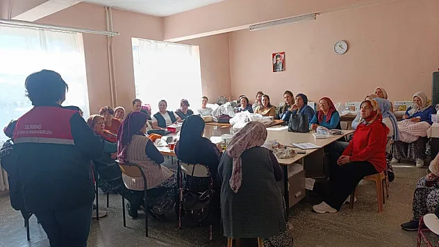 Afyonkarahisar'da 2025 Yılında 512 Çiftçi Toplantısı Yapıldı