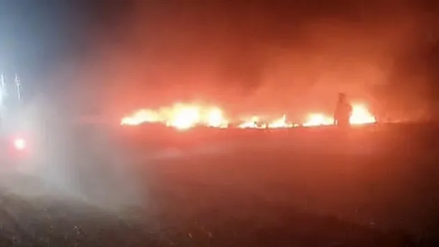 Afyonkarahisar'da Balya Makinesinden Çıkan Kıvılcım Yangına Dönüştü