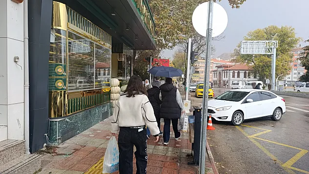 Afyonkarahisar'da Beklenen Yağmur Başladı!