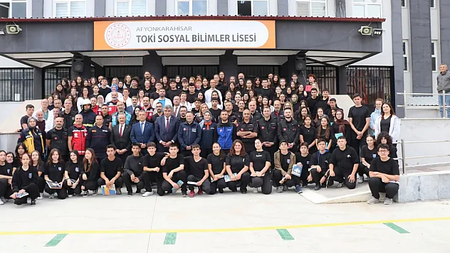 Afyonkarahisar'da Okulda Deprem ve Yangın Alarmı!