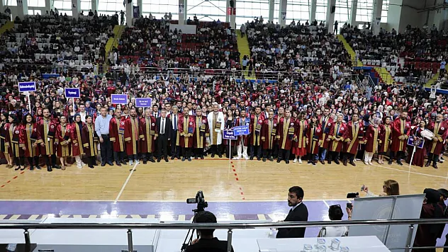 Afyonkarahisar'dan Sağlık Ordusuna 685 Yeni Nefer Katılacak