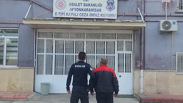 Afyonkarahisar Devlet Hastanesi'nde Hırsızlık Anı Kamerada!