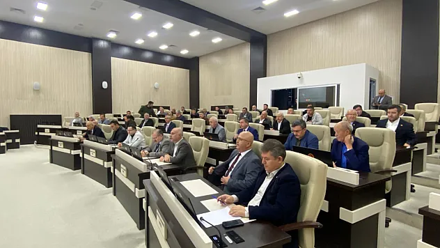 Afyonkarahisar İGM'de, Ek Ödenekle Bütçe Rekora Koşuyor!