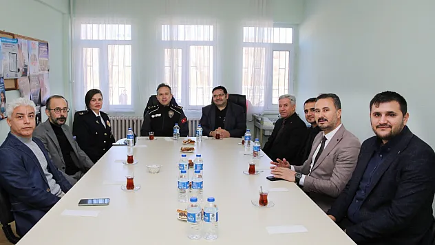 Afyonkarahisar Polisi Özel Çocukların Hayallerini Gerçekleştirdi