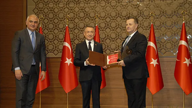 Afyonkarahisar'a kültür ve  sanat alanında büyük onur