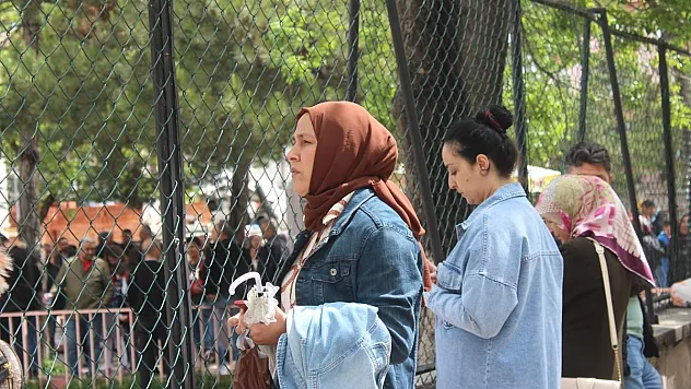 Afyonkarahisar'da 10 bin 101 öğrencinin ter döktüğü LGS sona erdi