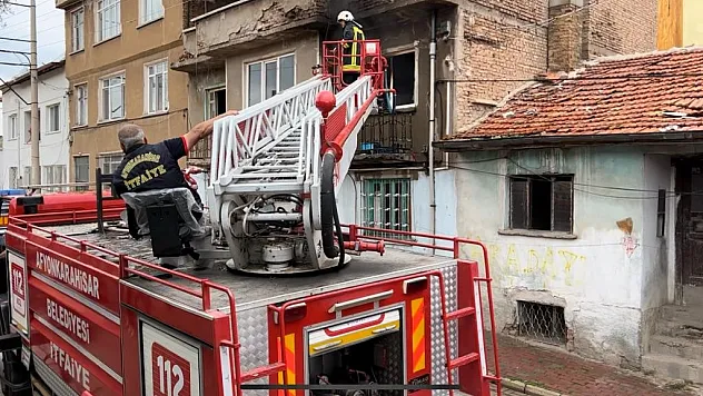 Afyonkarahisar'da ev yangını korkuttu