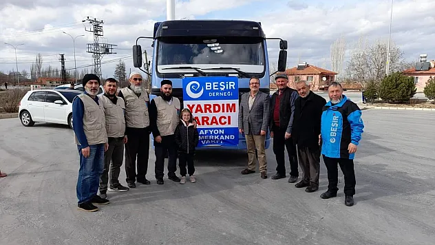 Afyonkarahisar'dan deprem bölgesine bir tır patates gönderildi