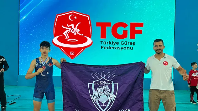 Afyonkarahisarlı Güreşçi'den Büyük Başarı