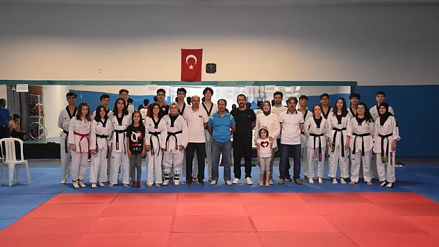 Afyonkarahisarlı tekvandocular Türkiye Şampiyonası yolunda