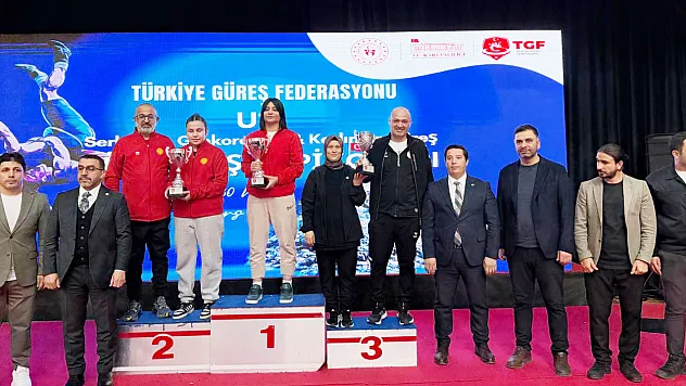 Afyonlu Güreşçi Türkiye Şampiyonu Oldu