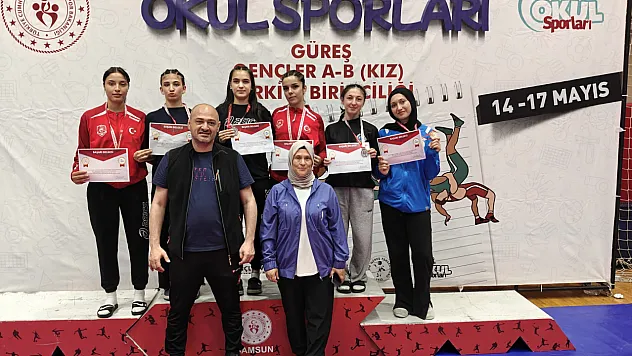 Afyonlu Güreşçilerden Türkiye Şampiyonası'nda Büyük Başarı