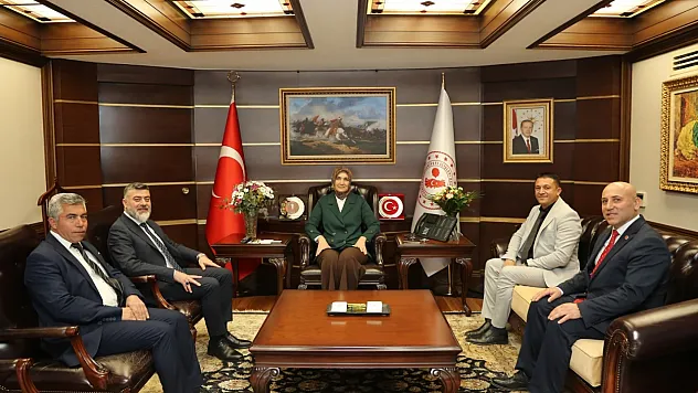 Afyonlu Muhtarlar, Bakan Yardımcısı Yiğitbaşı'nı Ziyaret Etti