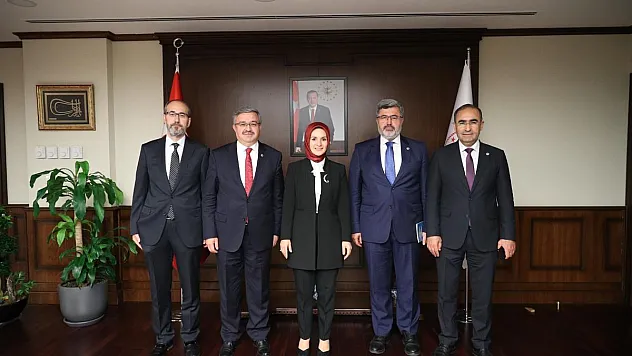 Afyon'lu Vekillerden, Emirdağlı Bakana ilk ziyaret