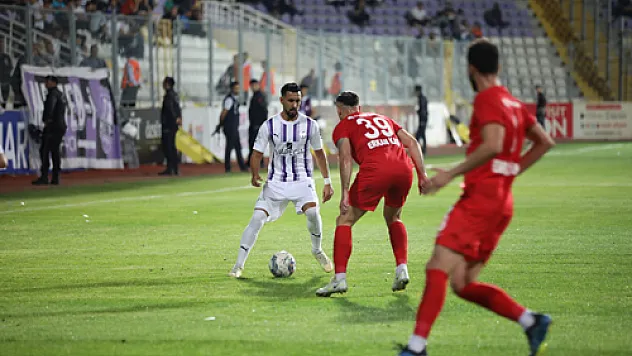 Afyonspor Çorum’un hataları ile kazandı