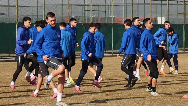 Afyonspor Yarın Denizli Deplasmanına Çıkıyor