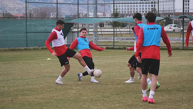 Afyonspor'a Destek Olmasa Da Moraller Yüksek