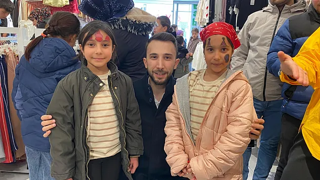 AK Gençlik Gönül Aldı