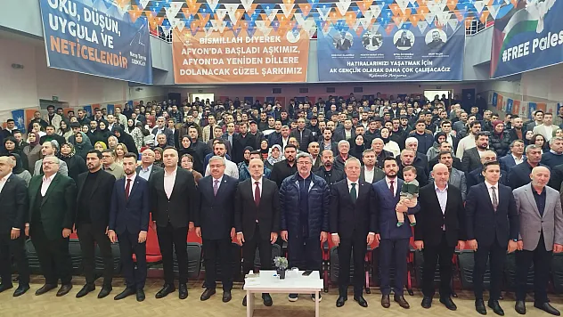 AK Parti'de Gençlik Kolları Kongresi Heyecanı Yaşandı