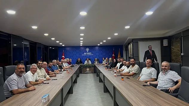 AK Parti'de Haftalık Yönetim Kurulu Toplantısını Gerçekleştirdi