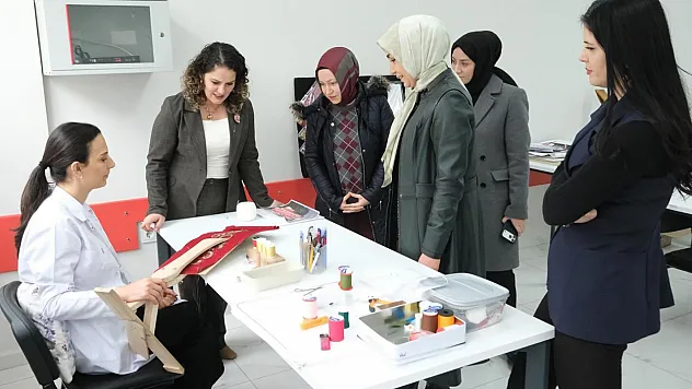 AK Parti'den Olgunlaşma Enstitüsü'ne Ziyaret