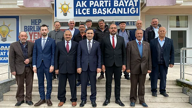 AK Parti Geleneği Bozmadı İlçelerde Bayramlaştı