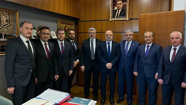 AK Parti Heyeti Başkentte Afyon'un Taleplerini Değerlendirdi