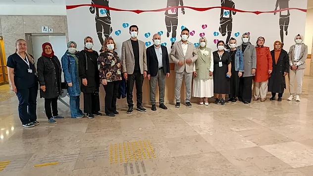 AK Parti Heyeti Moral Verdi, Gönül Aldı