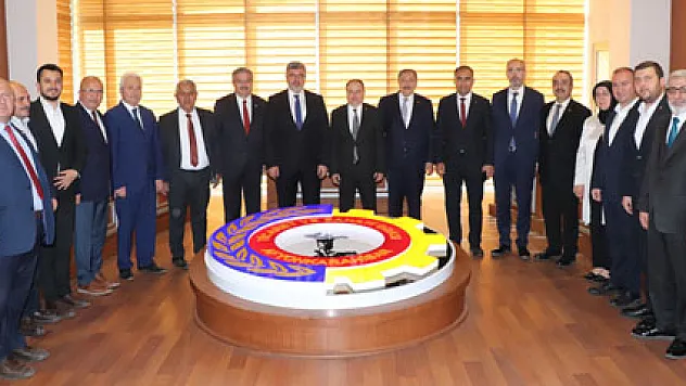 AK Parti heyeti Serteser'i ziyaret etti