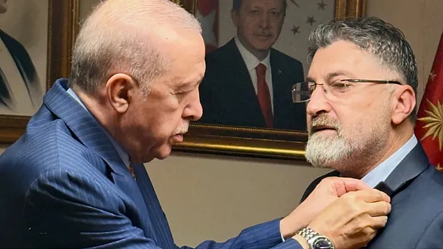 AK Parti'ye Geçen Serik Belediye Başkanı'nın Evi Kurşunlandı